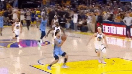 开云下载-水平稀烂or极致控场？勇熊一战被离谱吹罚抢戏