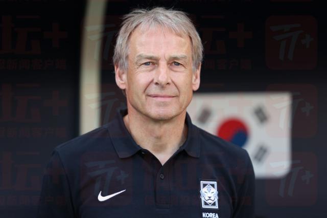 1708223067580016753.jpg 1-韩国队主帅克林斯曼因未能实现64年捧回亚洲杯的目标而下课.jpg